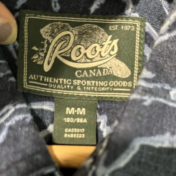 Roots Canada Blue Linen Button-Up Shirt - Men’s Medium, Abstract Print - Picture 11 of 14